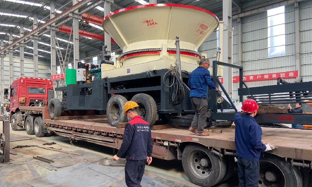 發往河北(běi)廊坊的樹根破碎機(jī)